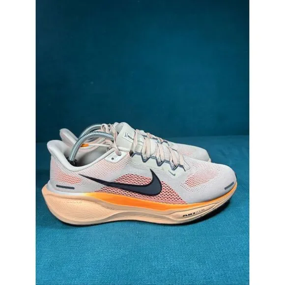 Nike Air Zoom Pegasus 40 Beige Orange Black FD2722-201 Men’s Size 9.5 Running Sh - Picture 3 of 9